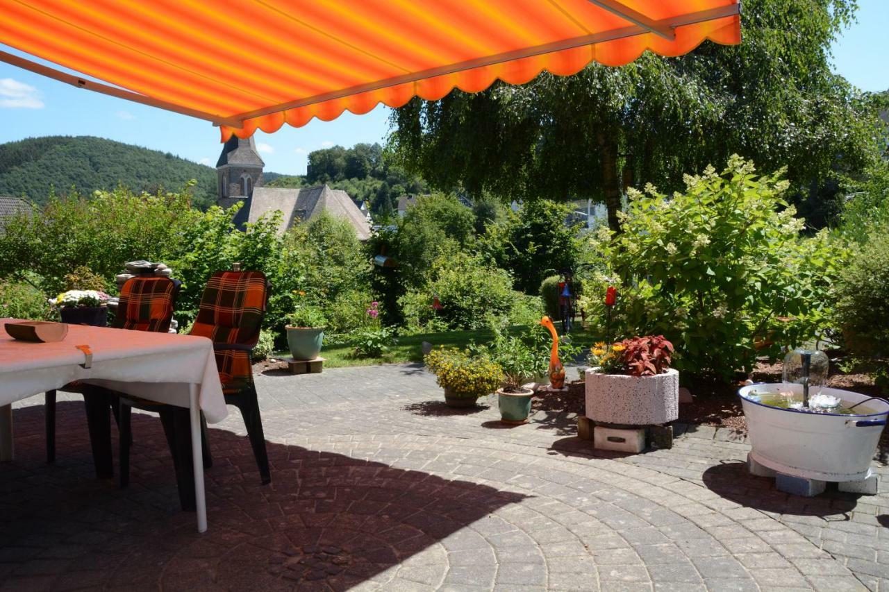 Ferienwohnung Burgblick Bilstein Zewnętrze zdjęcie