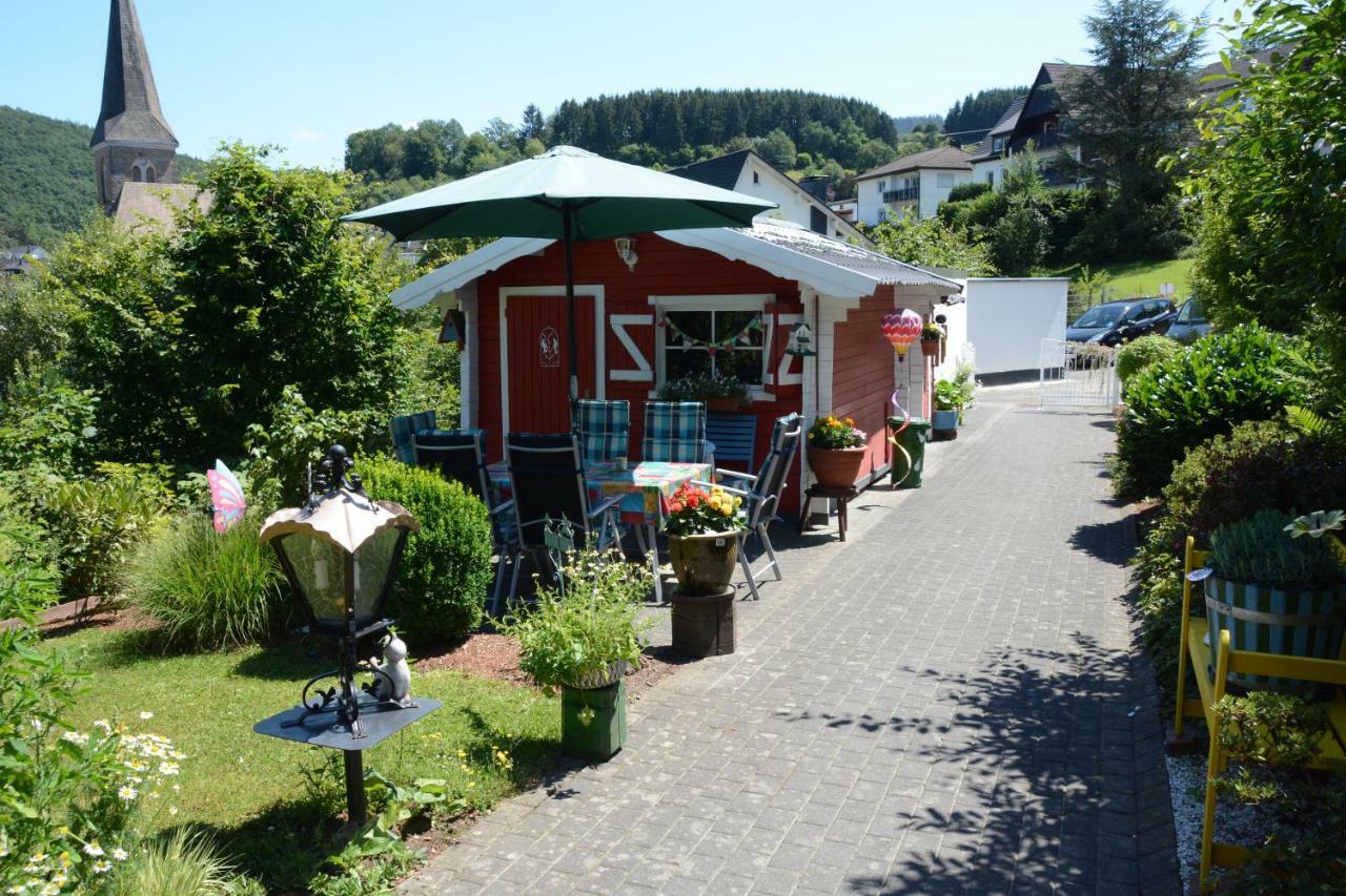 Ferienwohnung Burgblick Bilstein Zewnętrze zdjęcie